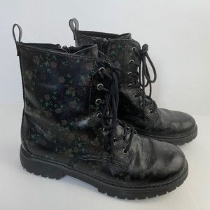 BONGO Women Floral Combat Boots